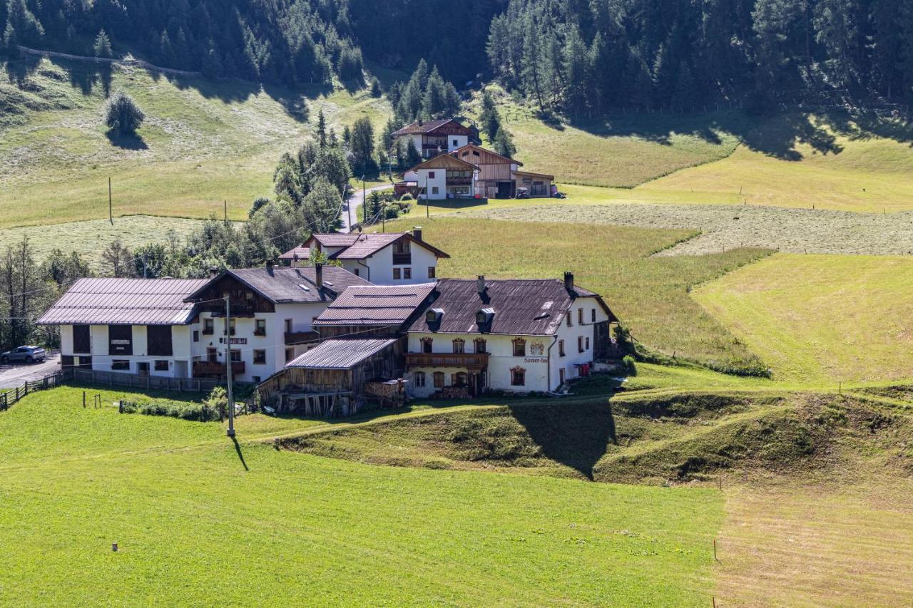 Rieglhof Apartment Kuekennest Caprone Buitenkant foto